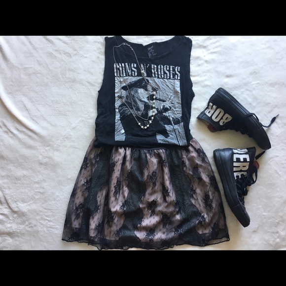 American Eagle Outfitters Dresses & Skirts - 🐈3 for $12🐈 American Eagle Outfitters Lace Skirt